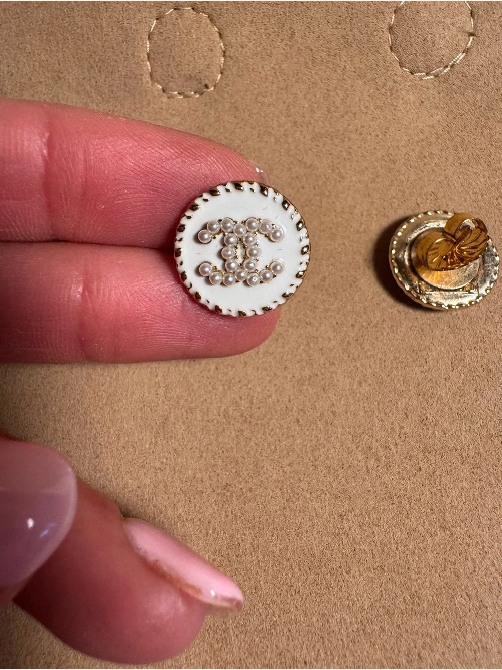 Pearl CC Button Earrings - White and Gold